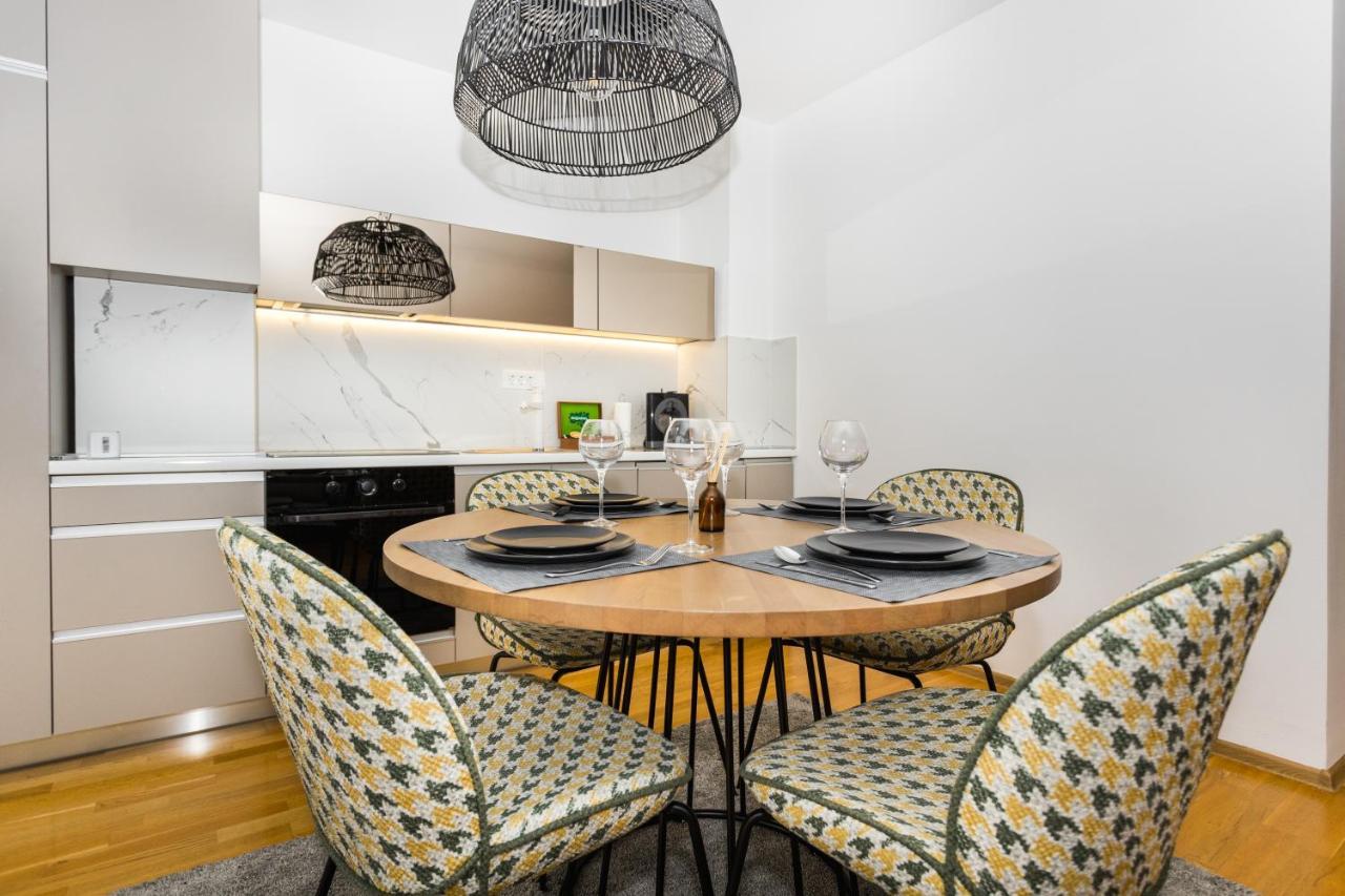 סראייבו Art Of Living Luxury Suite Three מראה חיצוני תמונה