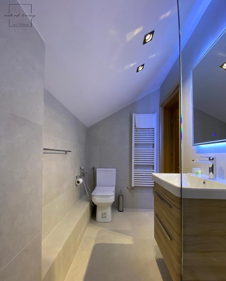 סראייבו Art Of Living Luxury Suite Three מראה חיצוני תמונה